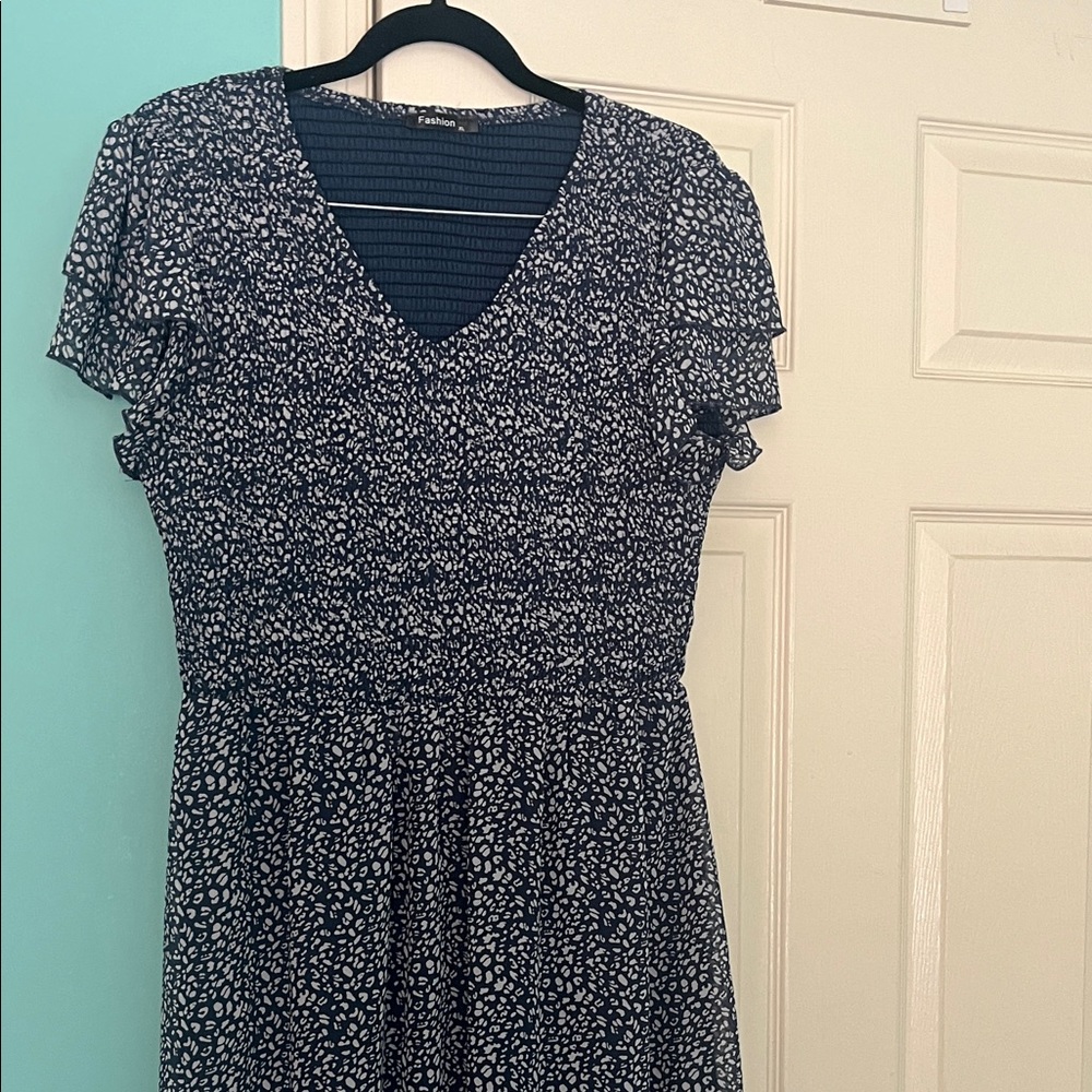 Women's Navy Blue Printed V-Neck Dress